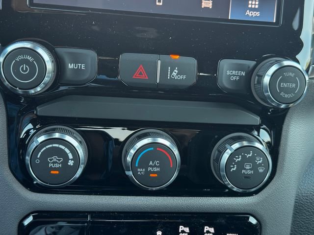 New 2026 RAM 1500 Big Horn AWD/4WD image 34