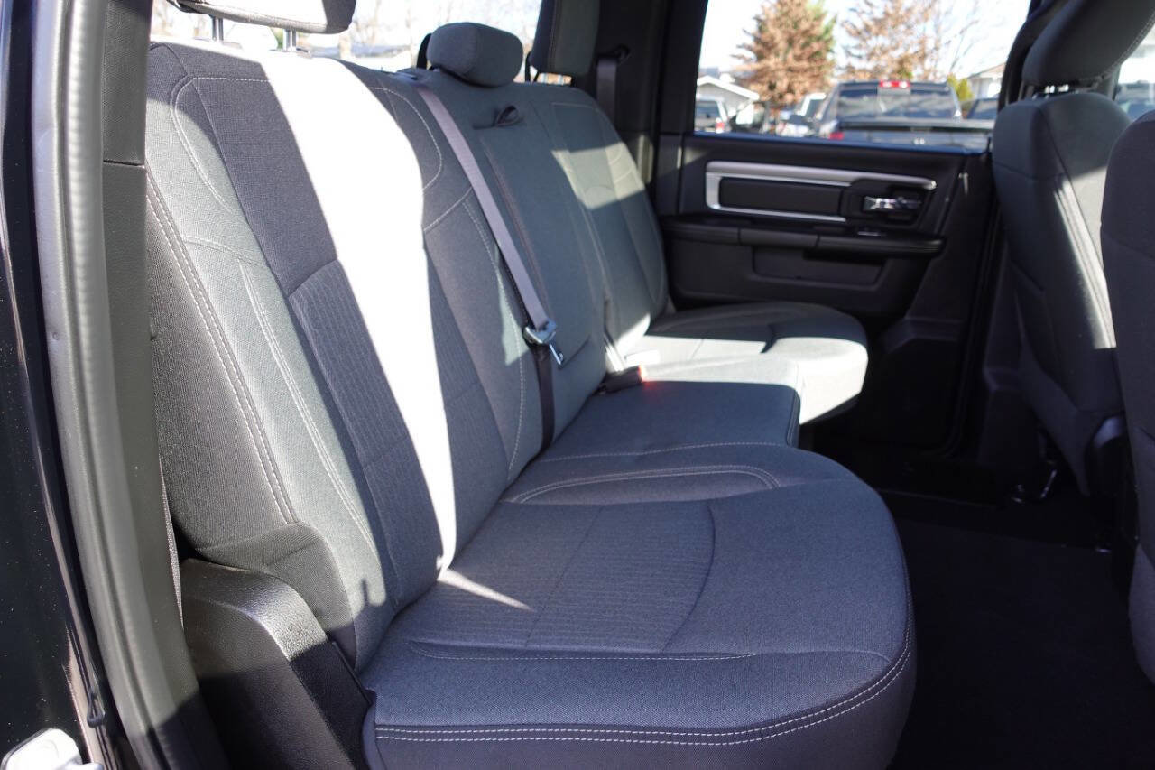 Used 2021 RAM 1500 Classic Warlock image 30