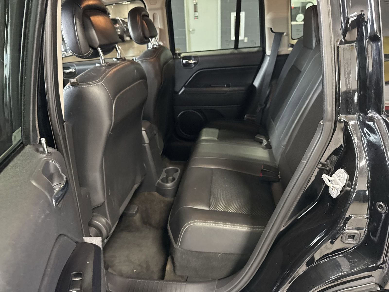 Used 2015 Jeep Compass Sport w/ Power Value Group image 26