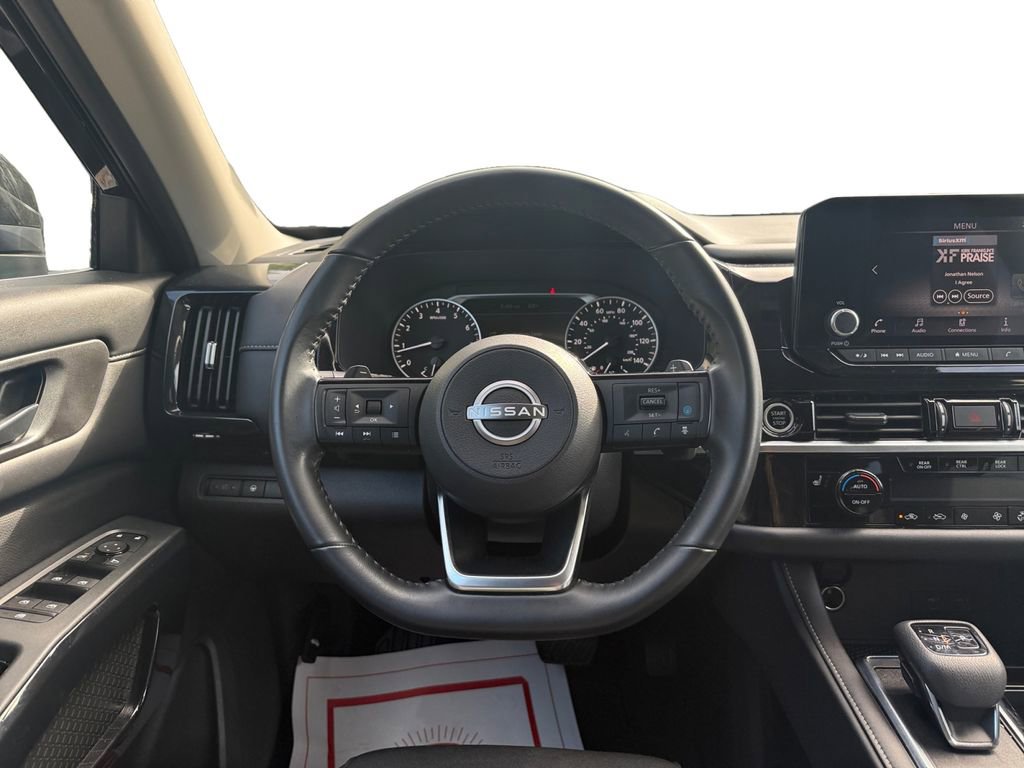 Used 2023 Nissan Pathfinder SV w/ Black Appearance Package image 12