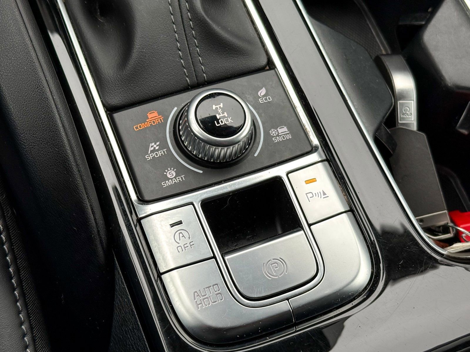 Certified 2024 Kia Telluride S w/ S Sunroof Package image 27