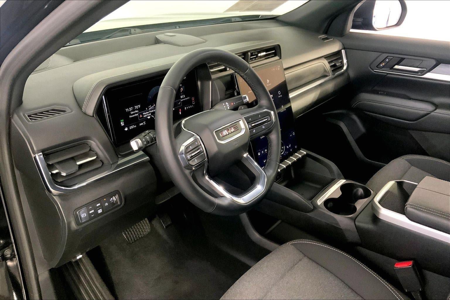 Used 2025 GMC Terrain Elevation AWD/4WD image 14