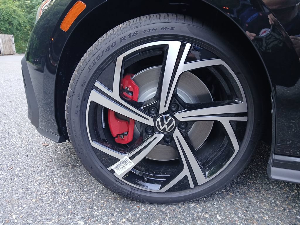 New 2026 Volkswagen GTI SE FWD image 27
