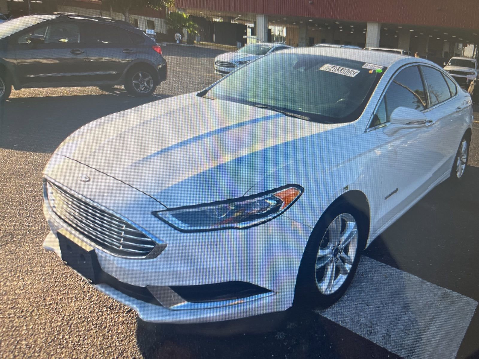 Used 2018 Ford Fusion SE w/ Equipment Group 602A FWD image 1