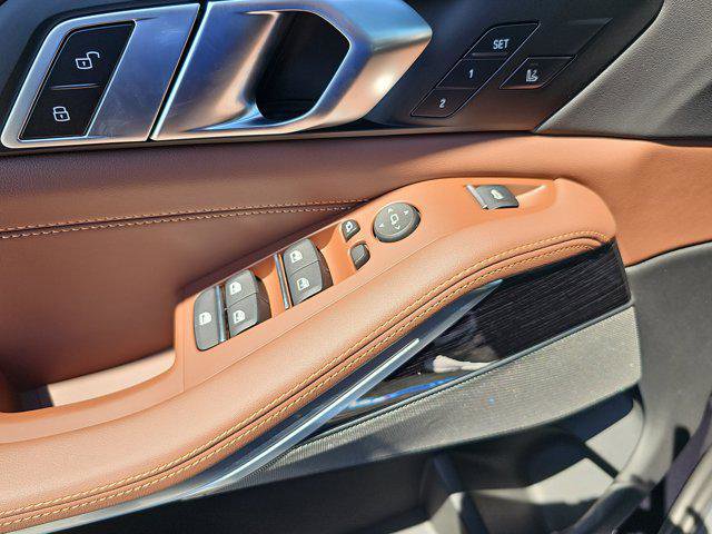 New 2026 BMW X5 M60i w/ Executive Package image 29