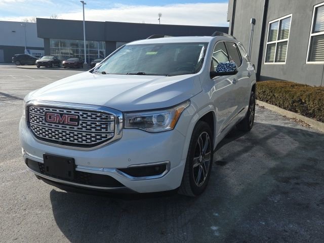 Used 2017 GMC Acadia Denali w/ Technology Package image 2