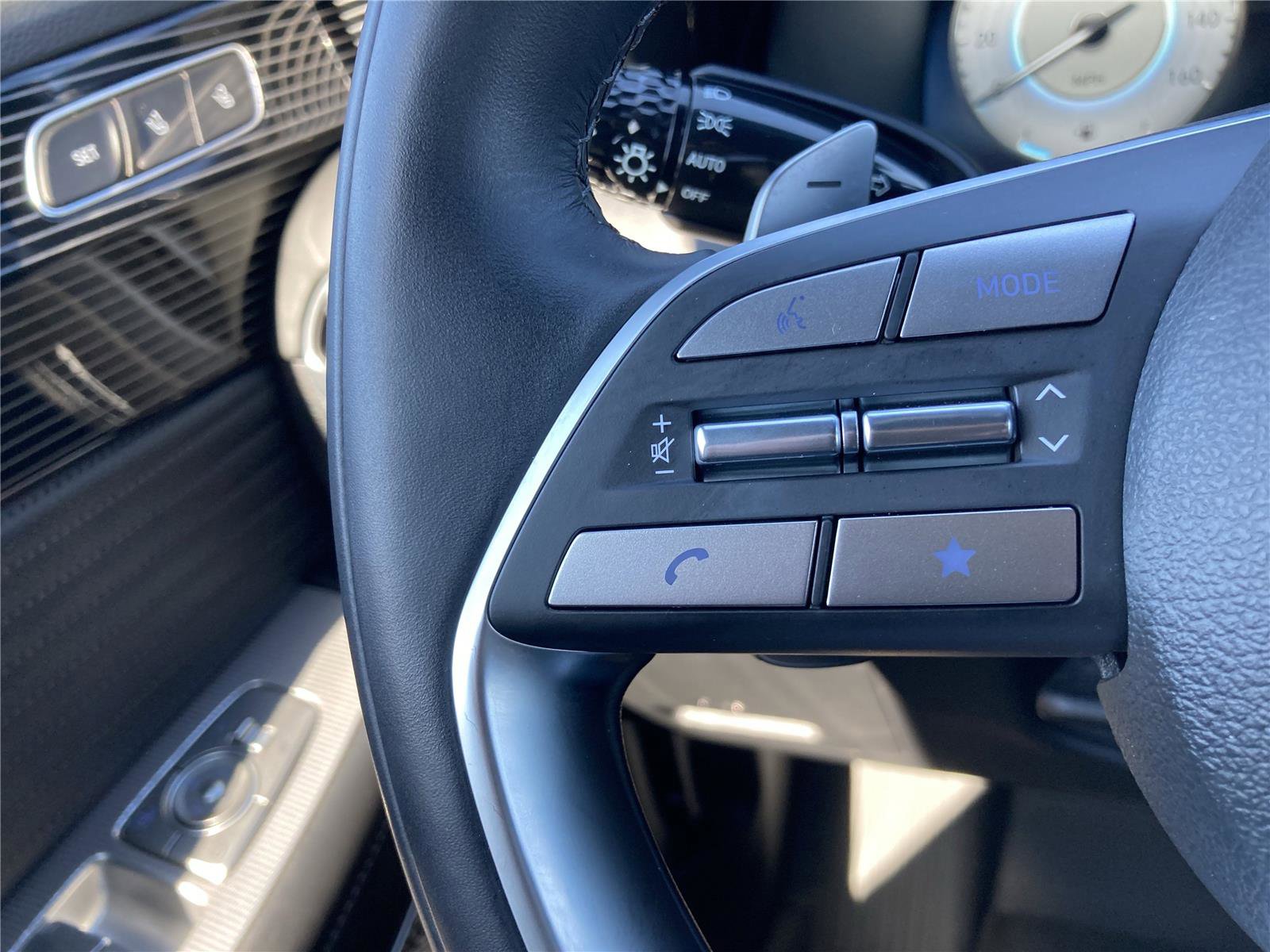 Used 2025 Hyundai Palisade Calligraphy image 18