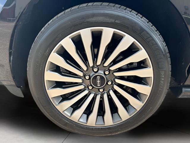 Used 2021 Lincoln Navigator L Reserve w/ Luxury Package image 13