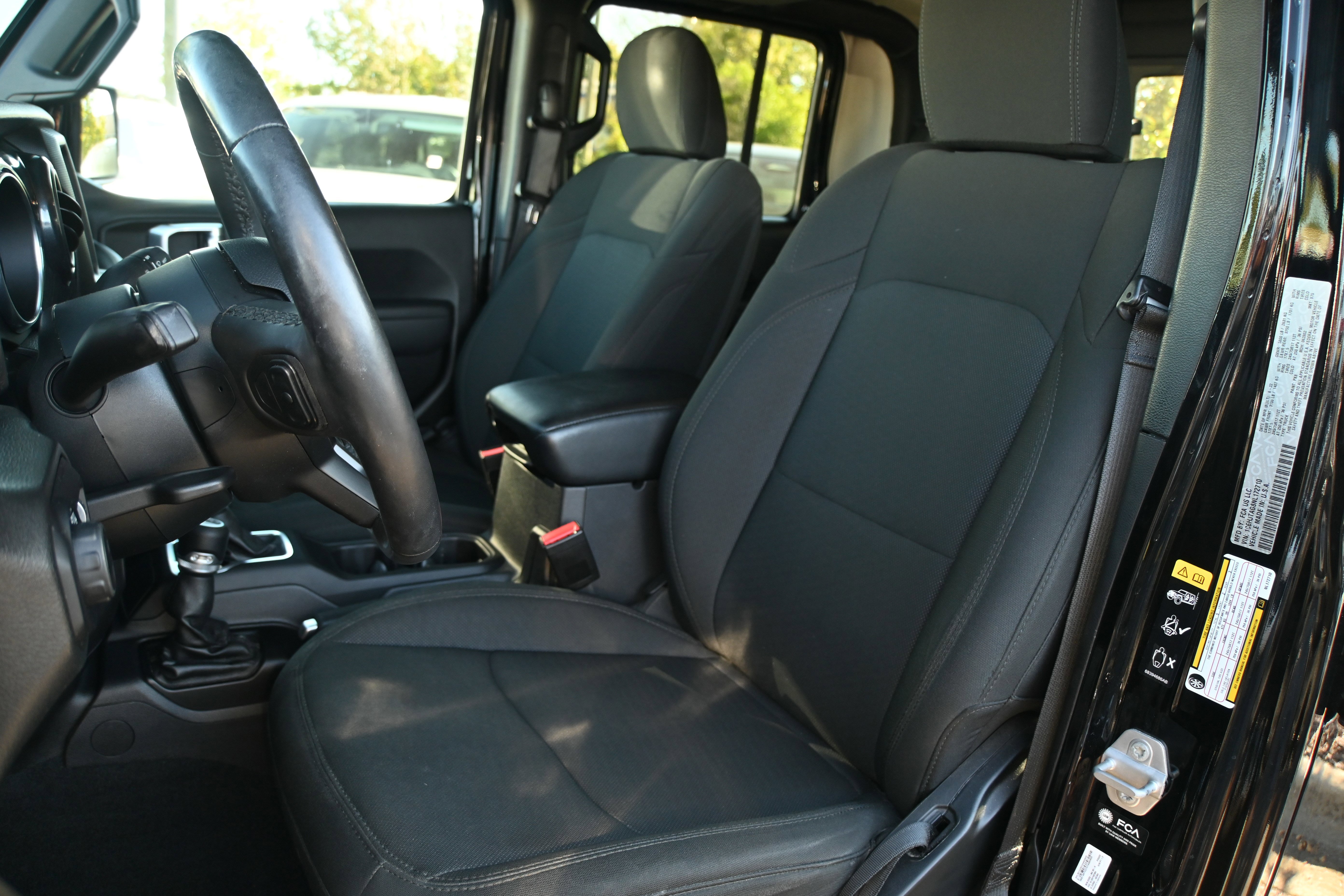 Used 2022 Jeep Gladiator Sport image 7