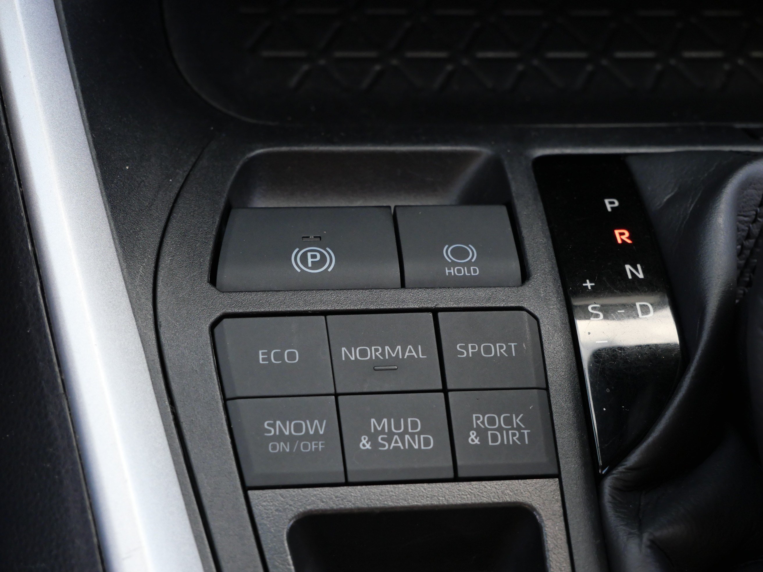 Certified 2025 Toyota RAV4 LE AWD/4WD image 26