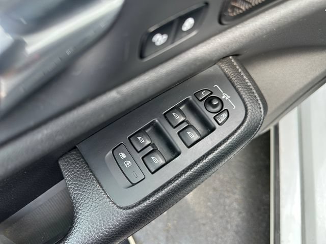 Used 2022 Volvo S60 B5 Inscription w/ Advanced Package FWD image 19