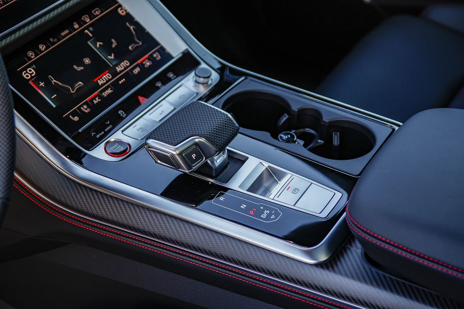 New 2026 Audi SQ8 Prestige image 21