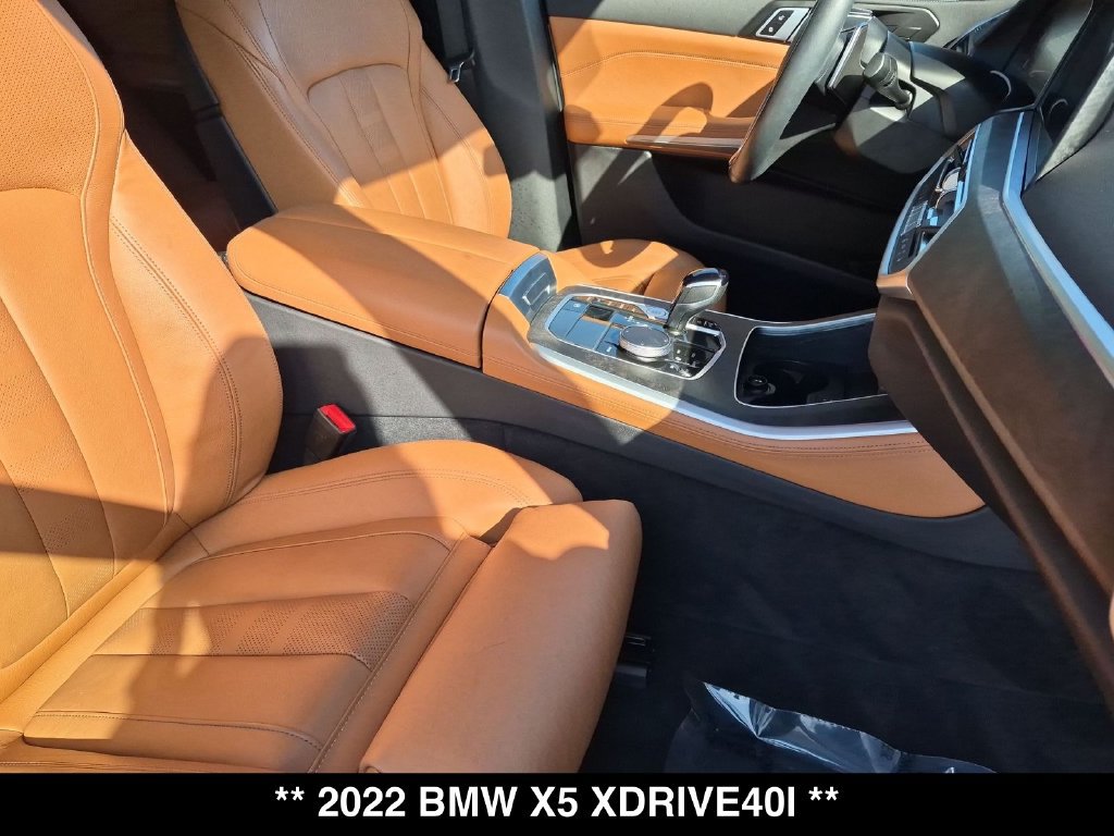 Used 2022 BMW X5 xDrive40i w/ Premium Package AWD/4WD image 33