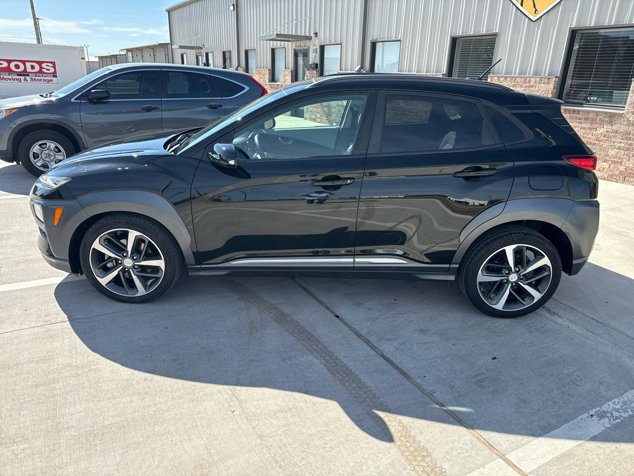 Used 2018 Hyundai Kona Limited image 14