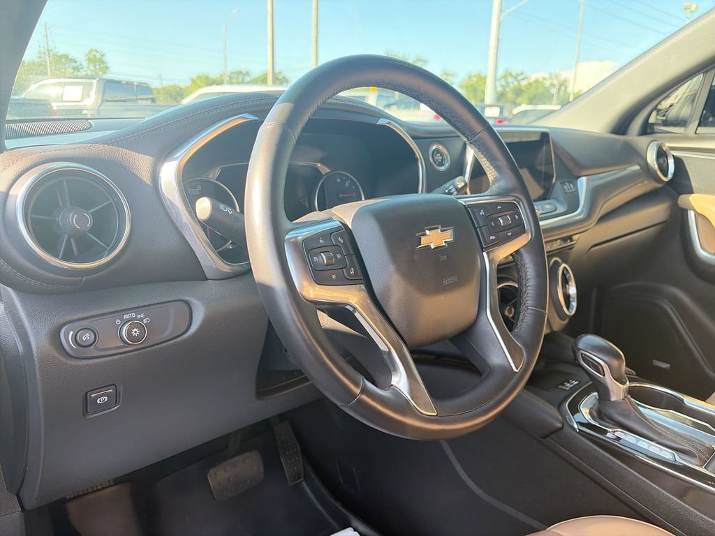 Used 2019 Chevrolet Blazer Premier w/ Sun and Wheels Package FWD image 18