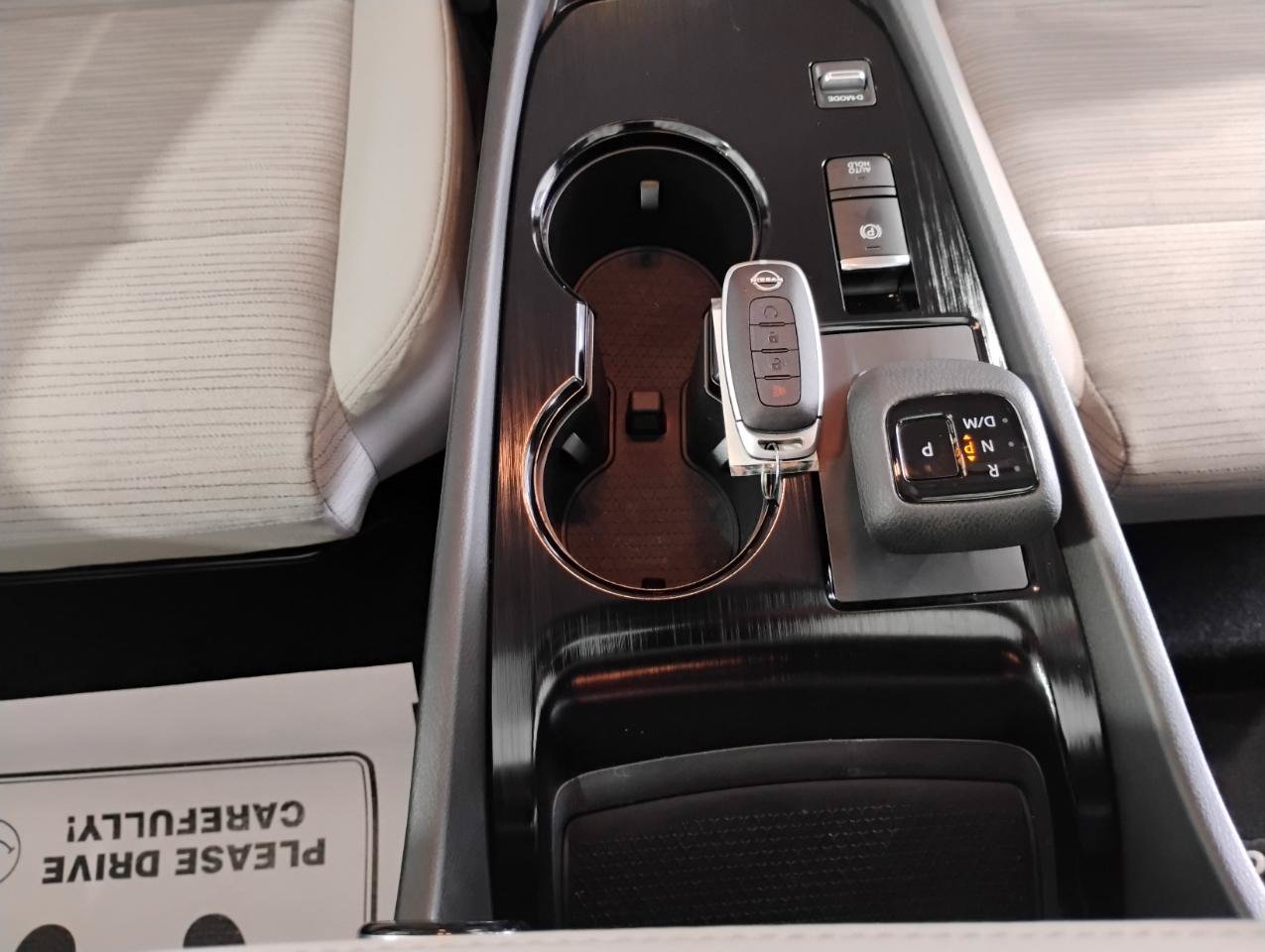 Used 2023 Nissan Rogue SV FWD image 76