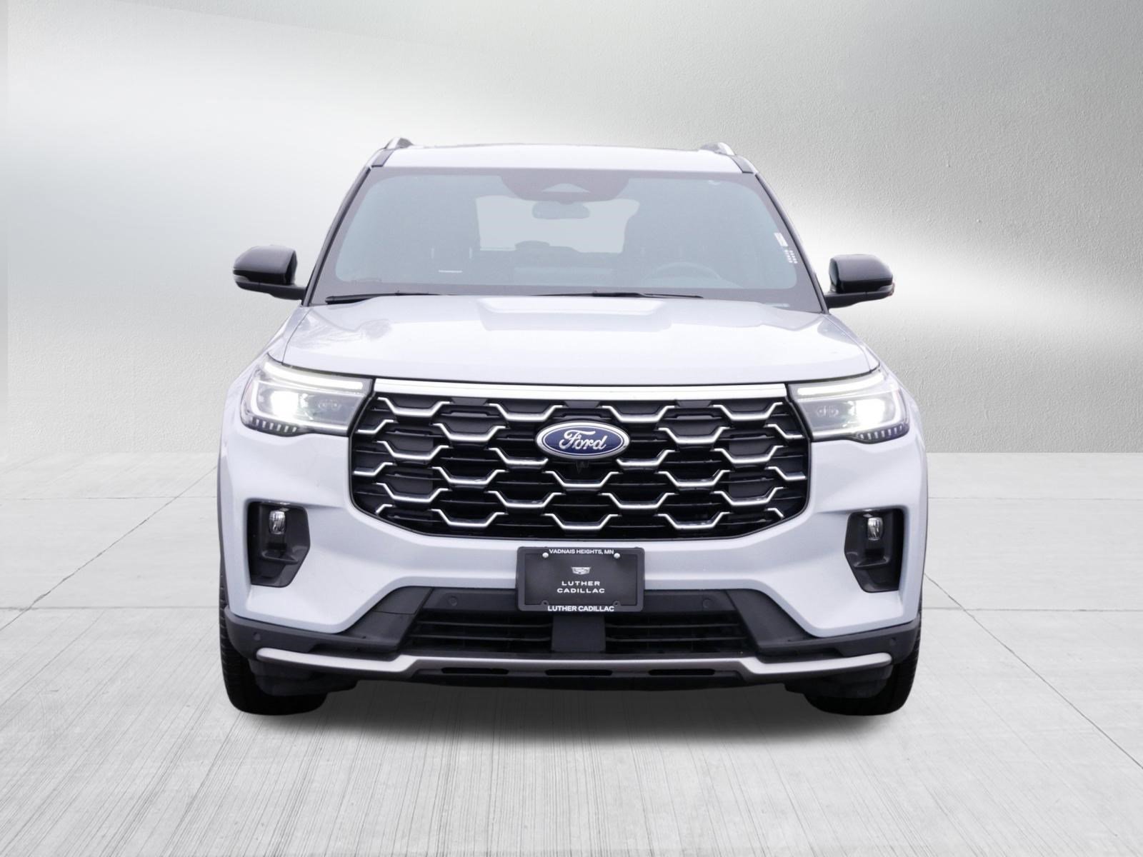 Used 2025 Ford Explorer Platinum w/ LUX Leather Package AWD/4WD video 2