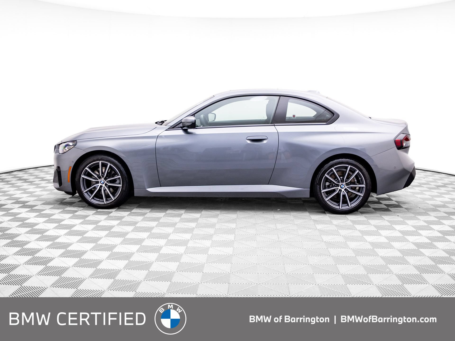 Used 2025 BMW 230i xDrive Coupe w/ Premium Package AWD/4WD image 2