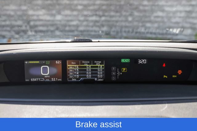 Used 2022 Toyota Prius LE AWD/4WD image 33