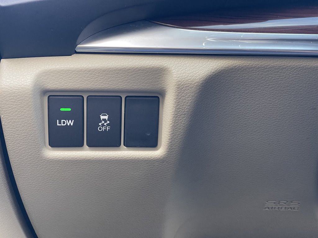 Used 2014 Acura MDX w/ Technology Package FWD image 32
