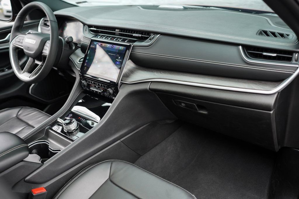 Used 2024 Jeep Grand Cherokee Limited 4xe image 22