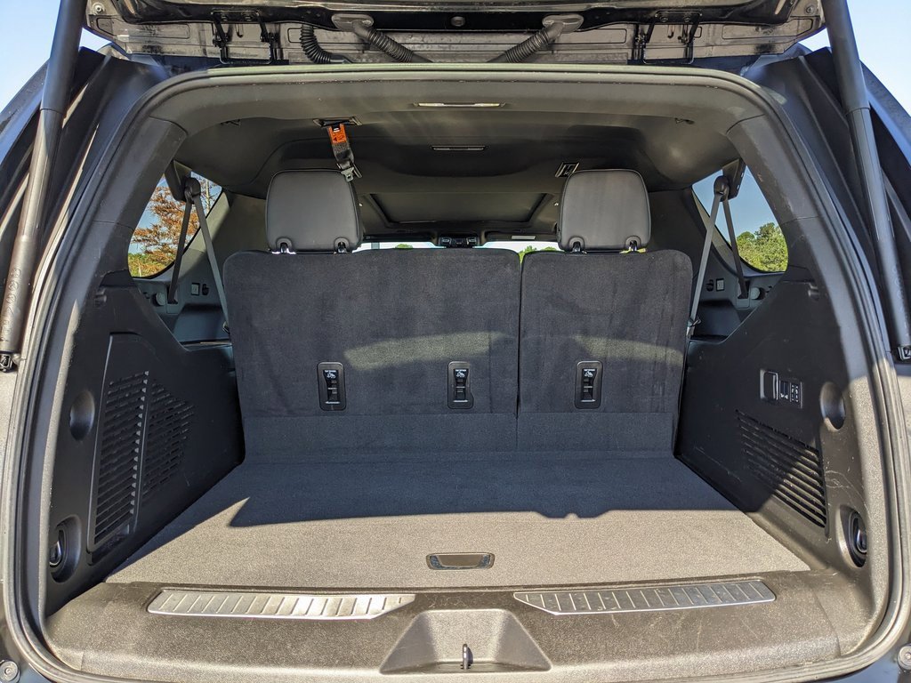 Used 2024 GMC Yukon XL Denali image 45