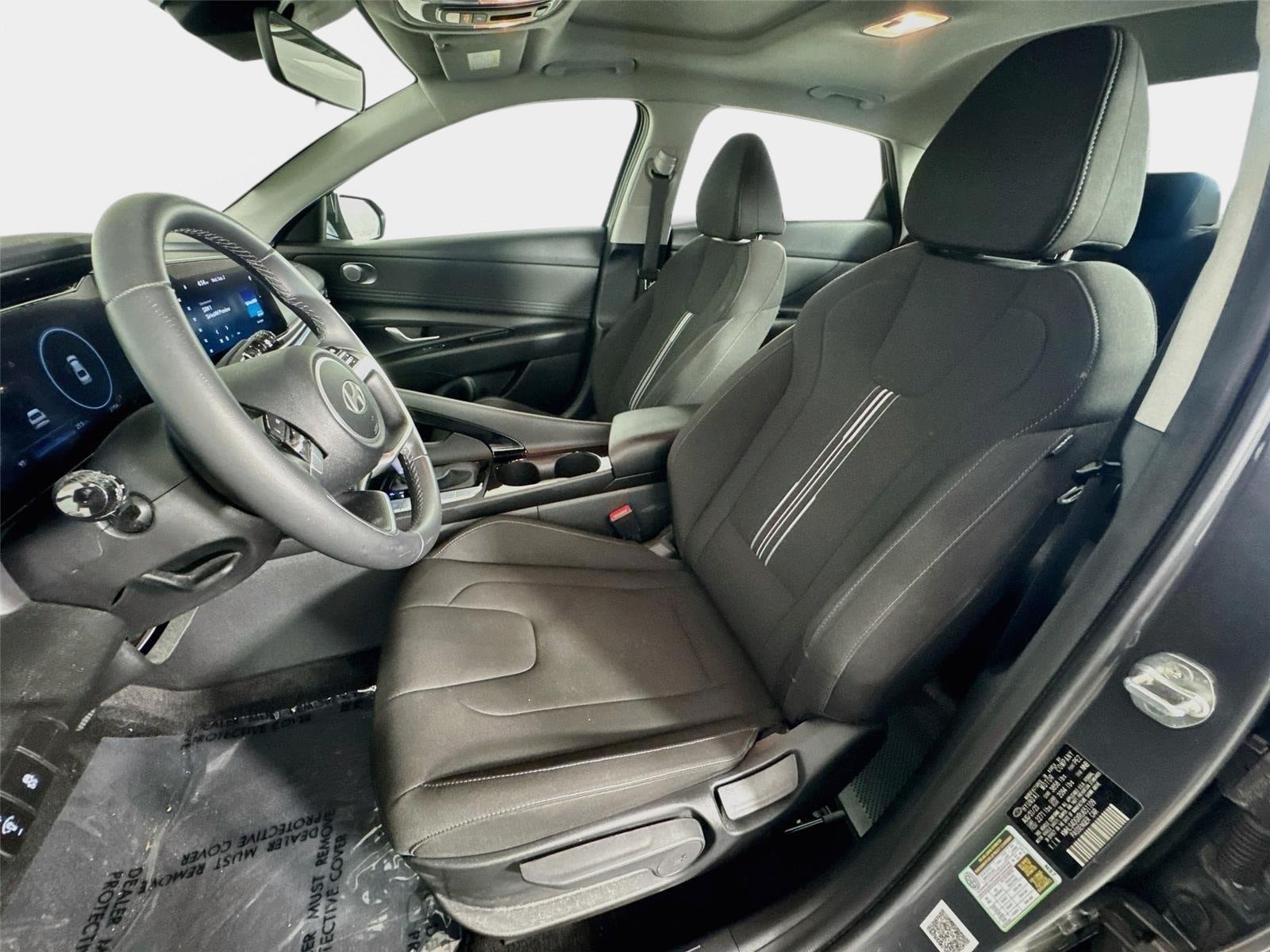 Certified 2024 Hyundai Elantra SEL w/ Convenience Package FWD image 11