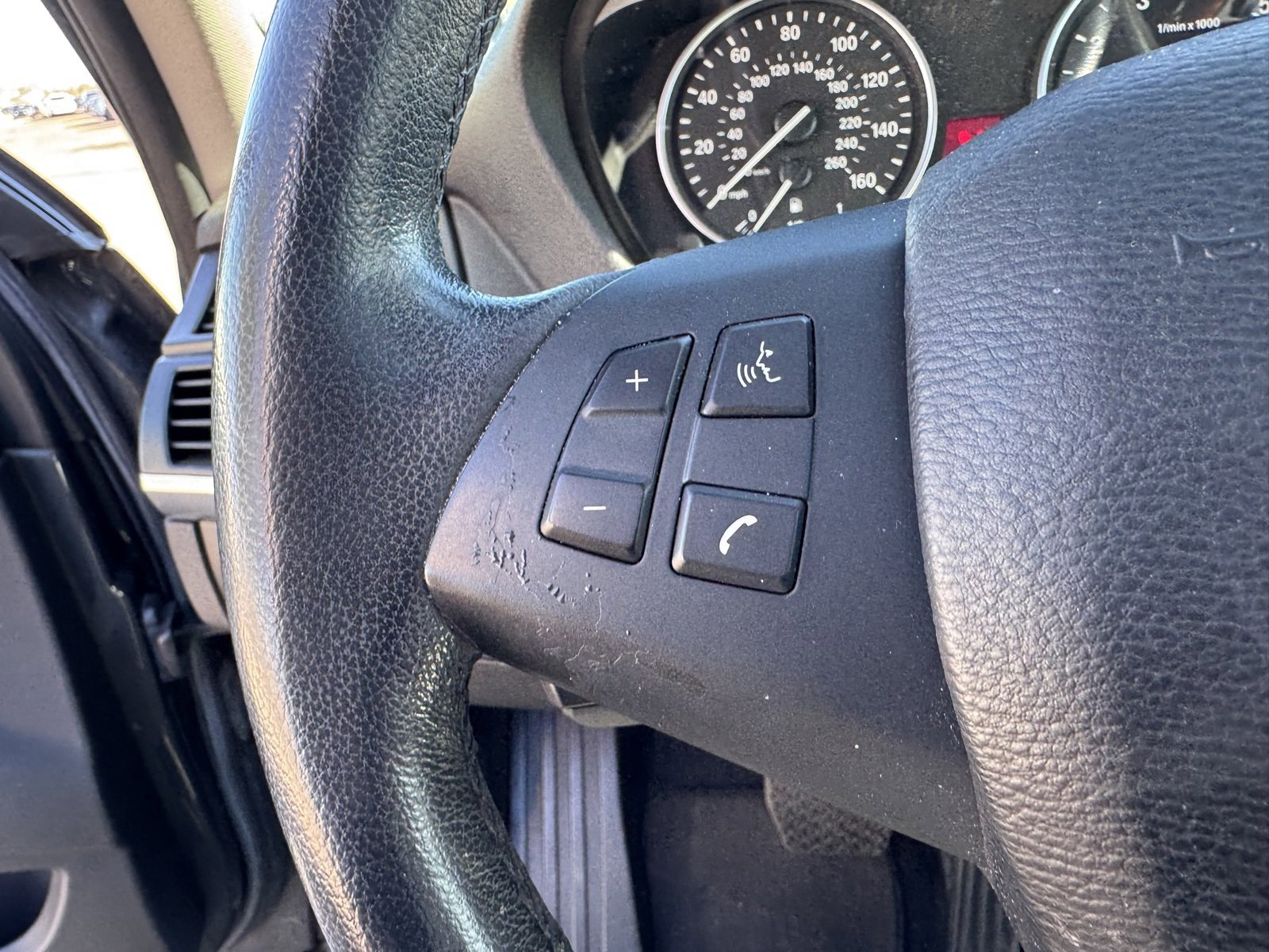 Used 2011 BMW X5 xDrive35i image 21