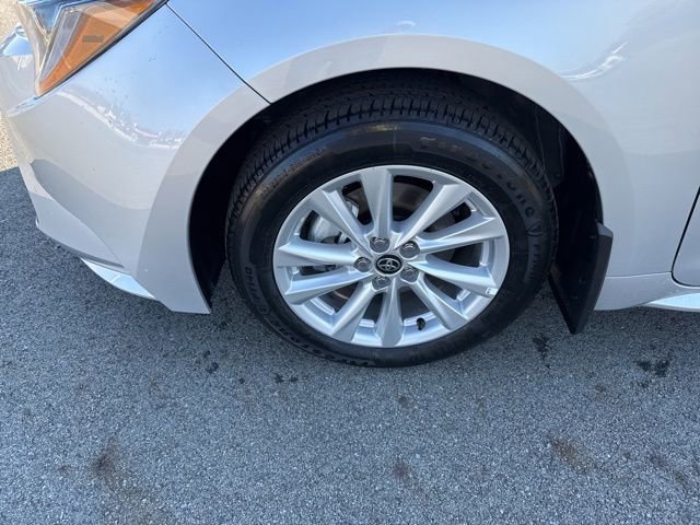 New 2026 Toyota Corolla LE FWD image 10