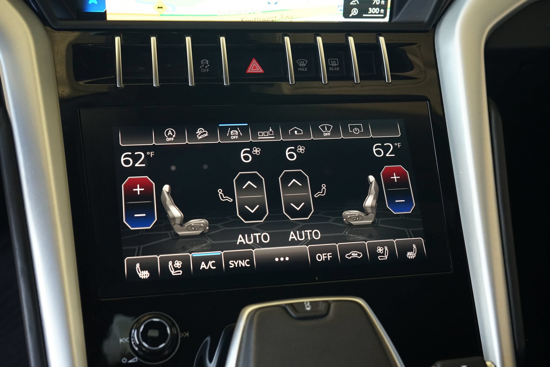 Used 2019 Lamborghini Urus AWD/4WD image 18