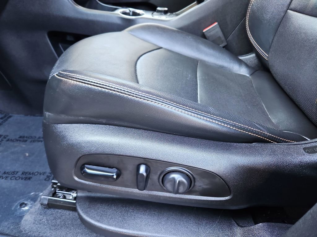 Used 2020 GMC Terrain SLT w/ Preferred Package image 25