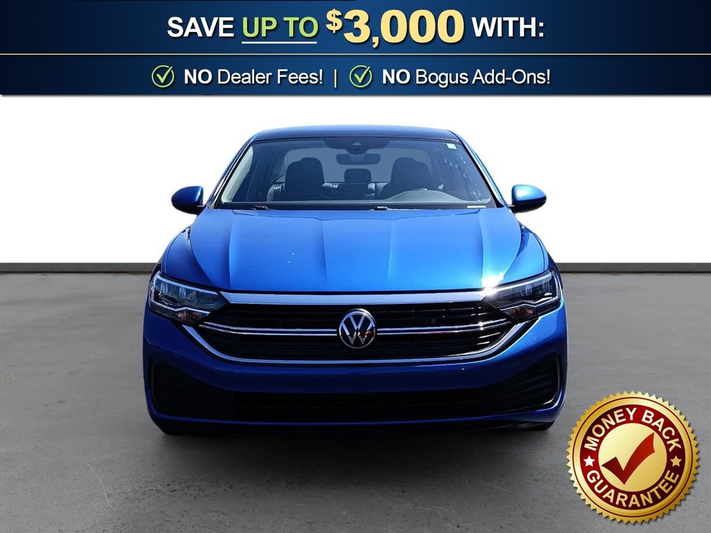 Used 2024 Volkswagen Jetta SE w/ Panoramic Sunroof Package image 11