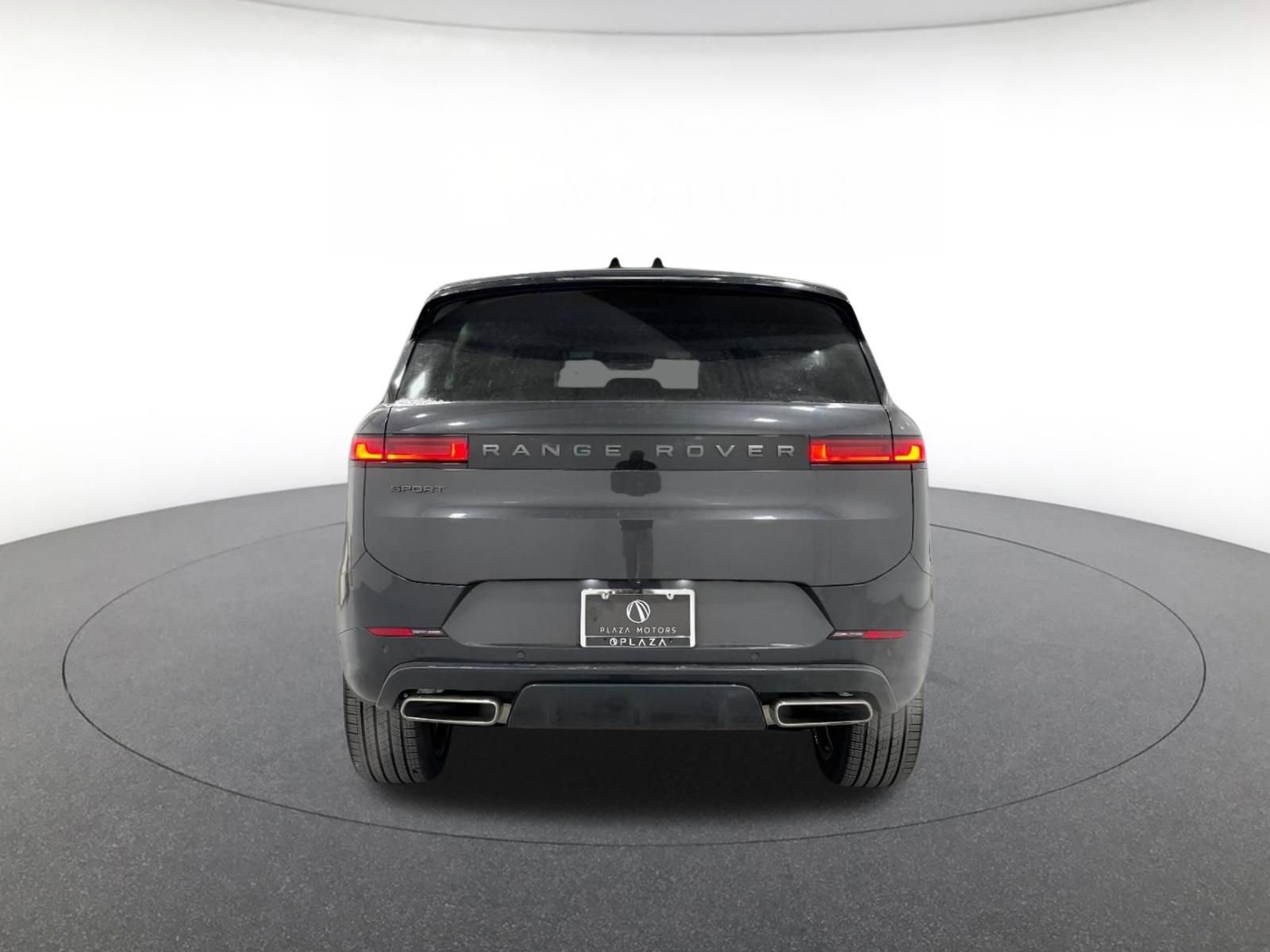 New 2026 Land Rover Range Rover Sport Dynamic SE image 4