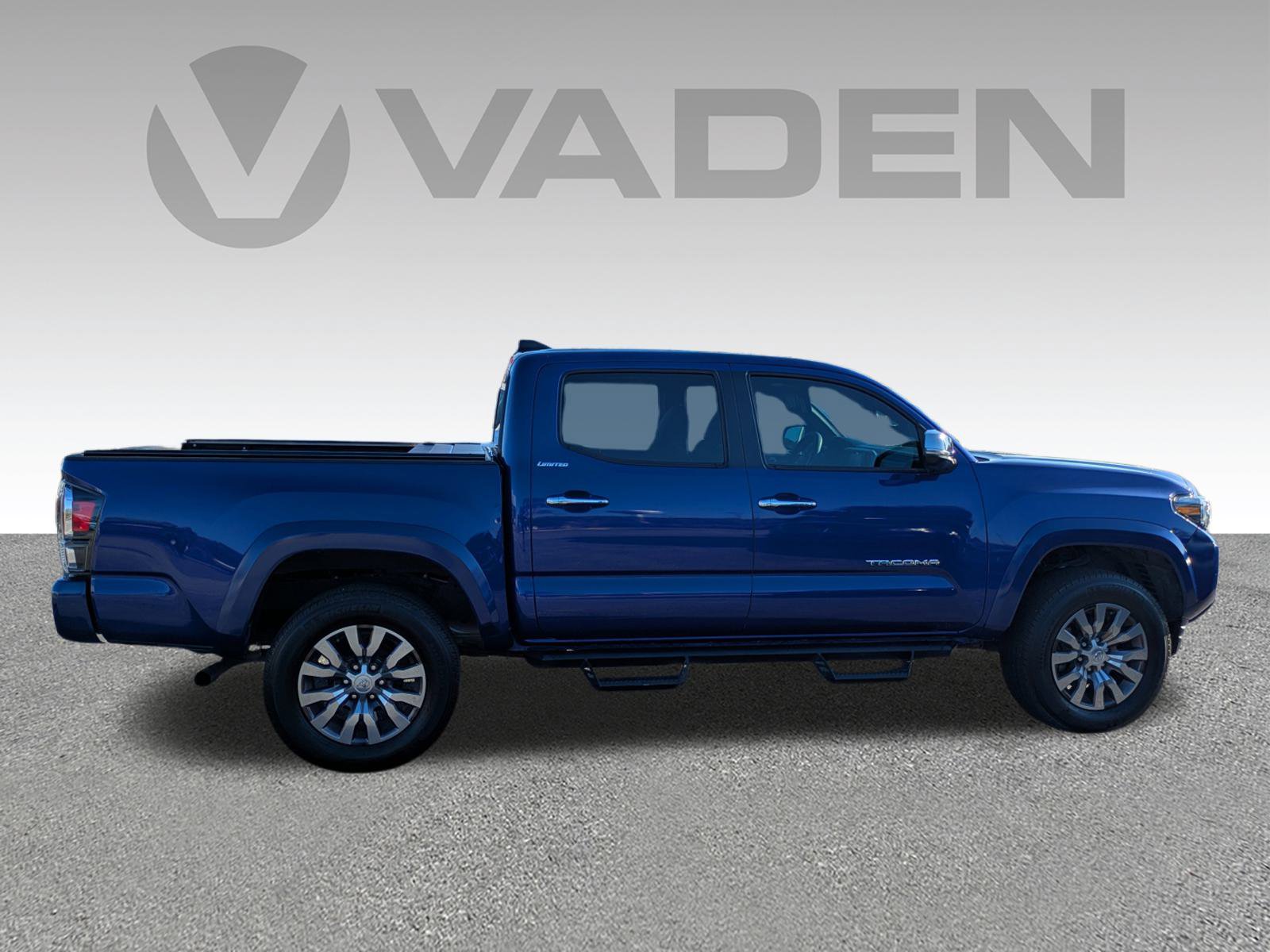 Used 2023 Toyota Tacoma Limited image 24