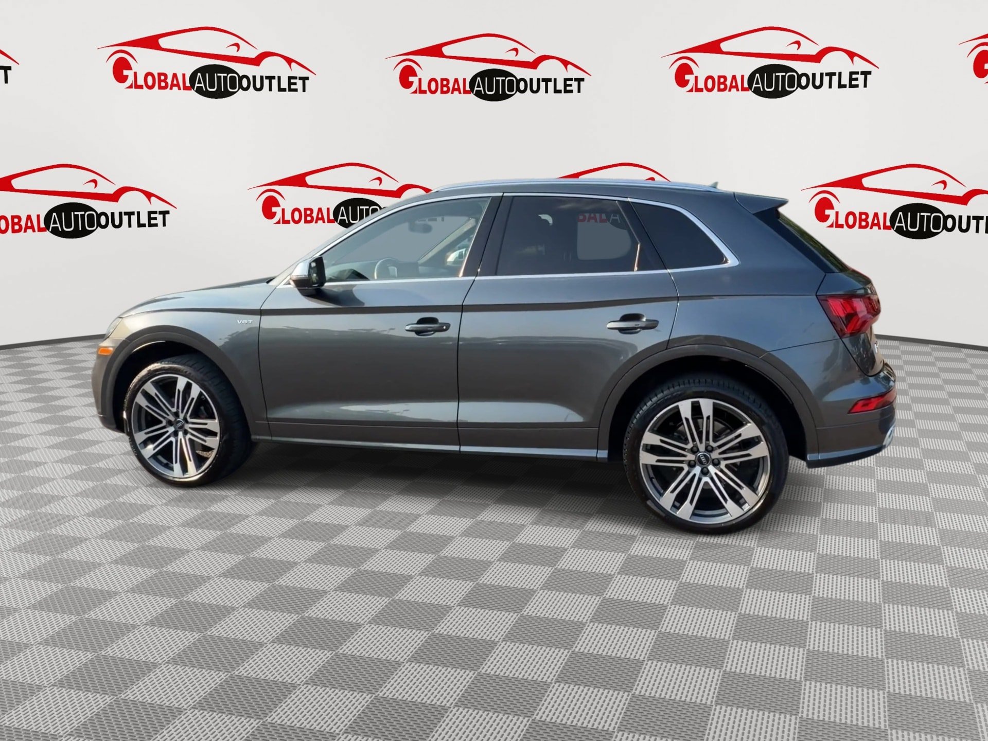 Used 2018 Audi SQ5 Premium Plus AWD/4WD image 5