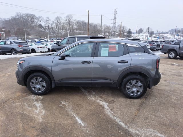 Used 2025 Nissan Kicks S image 2