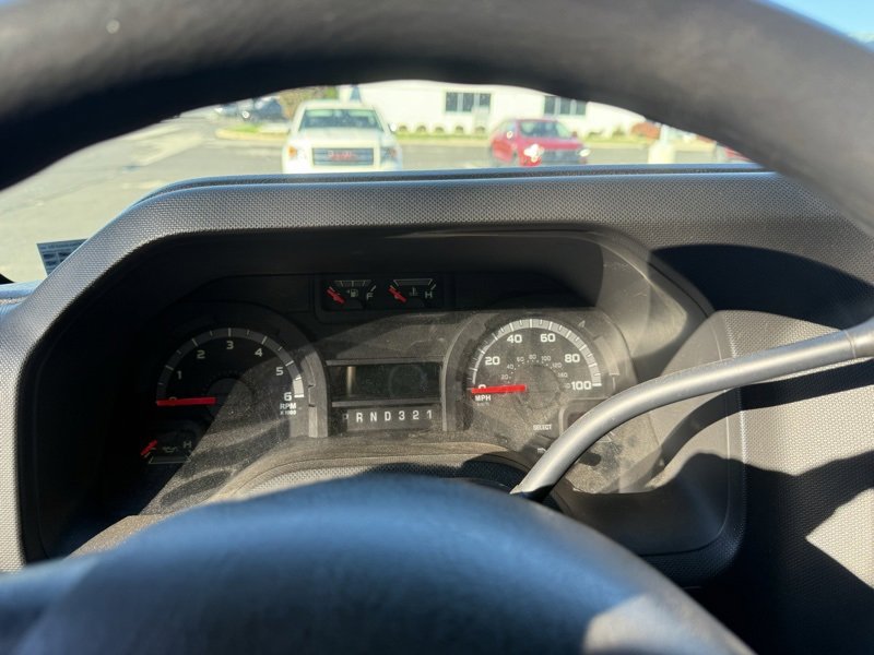 Used 2013 Ford E-450 and Econoline 450 Super Duty w/ Interior Upgrade Pkg image 7