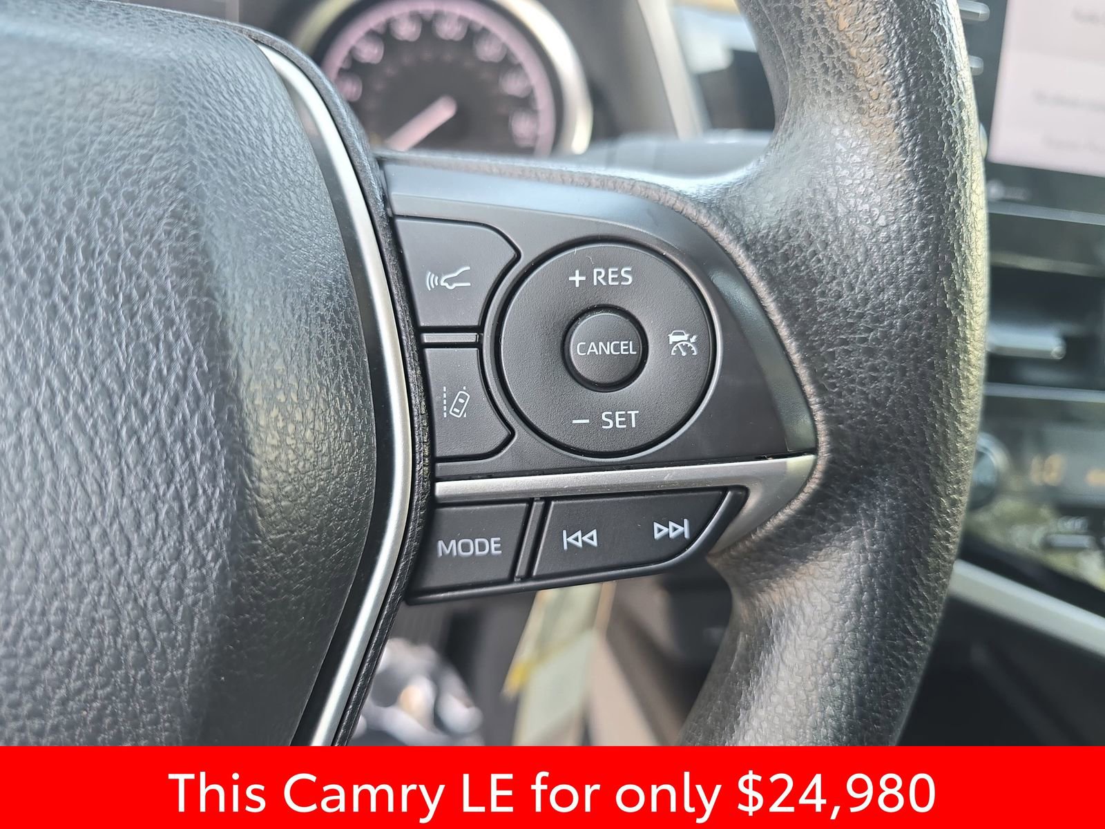 Used 2024 Toyota Camry LE FWD image 23