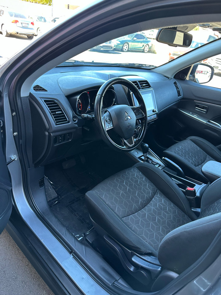 Used 2021 Mitsubishi Outlander Sport SE image 11