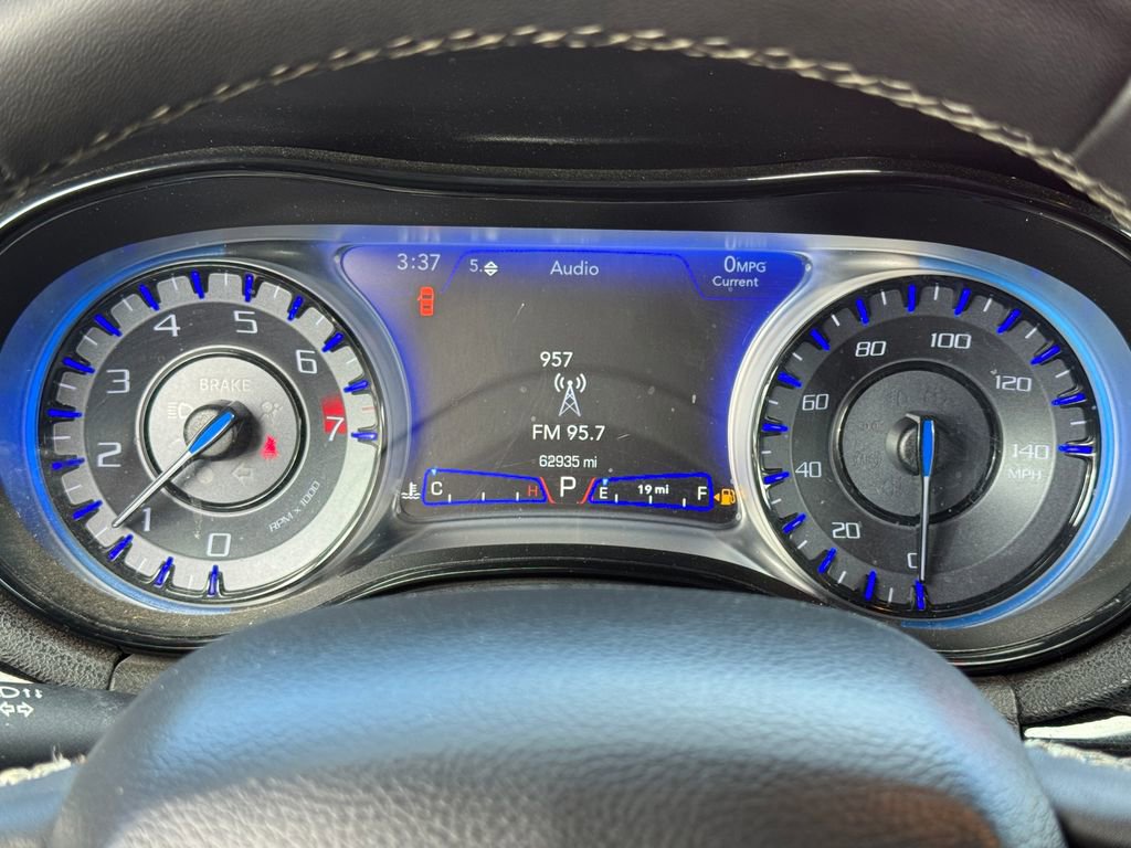 Used 2022 Chrysler 300 S image 25