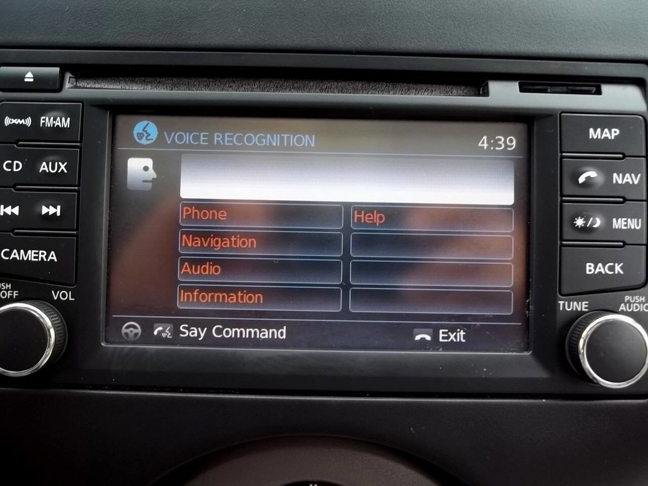 Used 2014 Nissan Versa SL w/ Tech Package image 23