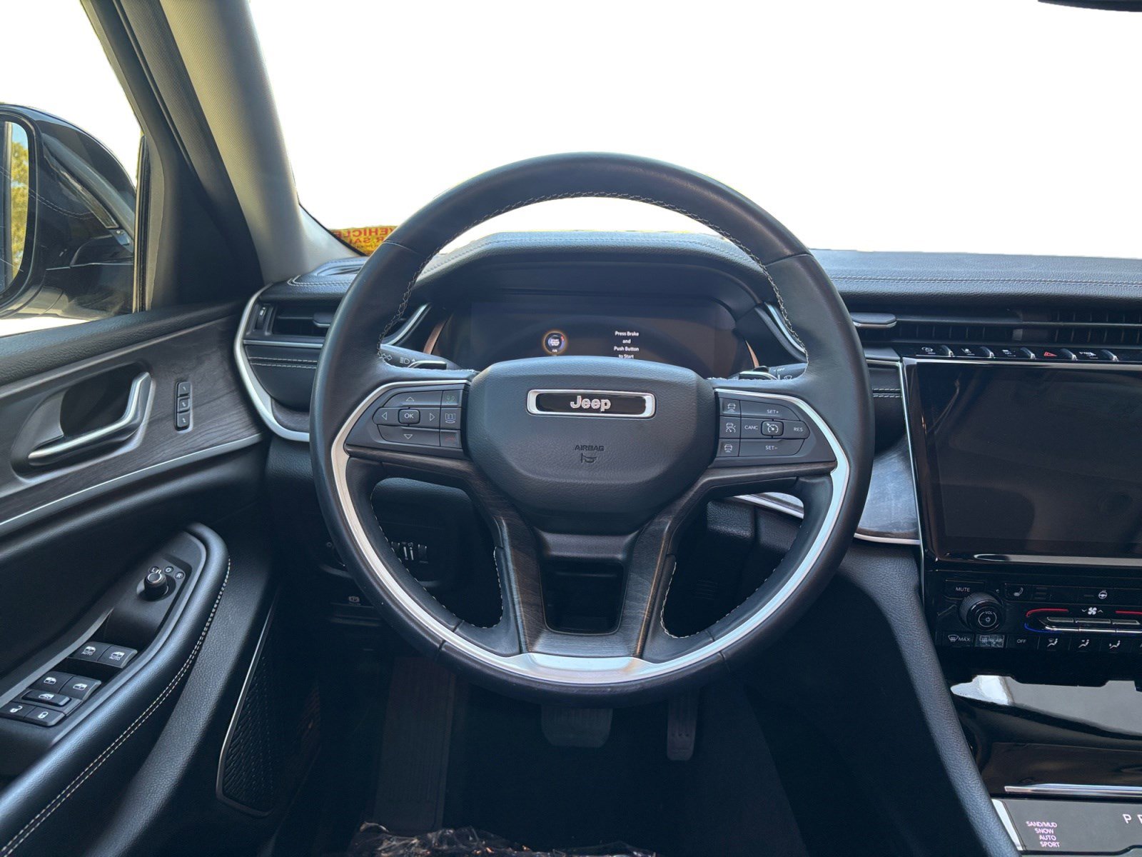 Used 2021 Jeep Grand Cherokee L Limited w/ Trailer Tow Group (B) image 12