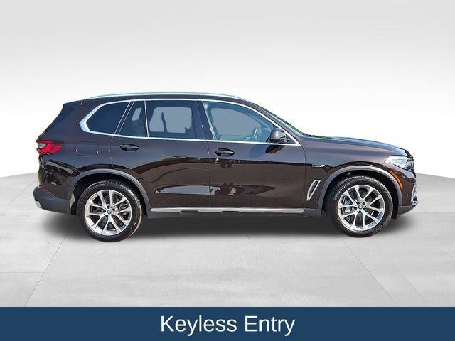 Used 2022 BMW X5 xDrive45e AWD/4WD image 9