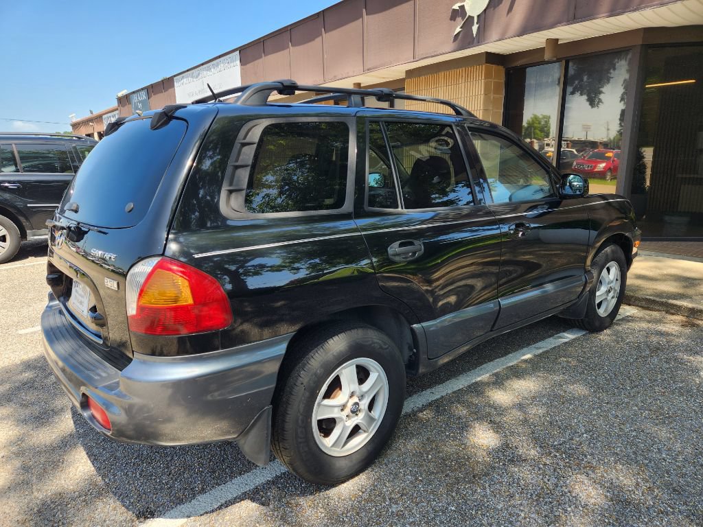 Used 2004 Hyundai Santa Fe GLS FWD image 3
