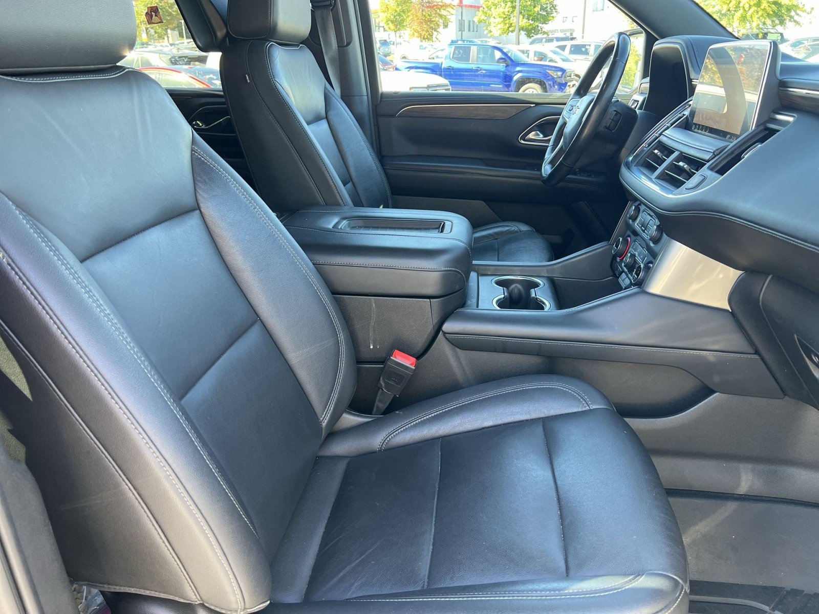 Used 2021 Chevrolet Tahoe LT w/ LT Signature Plus Package AWD/4WD image 24