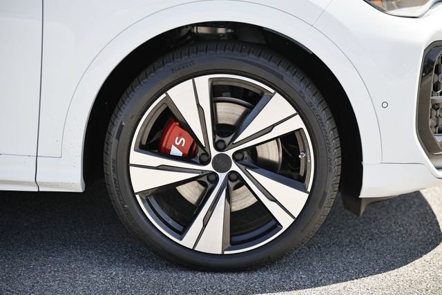 New 2026 Audi SQ5 Premium Plus AWD/4WD image 5