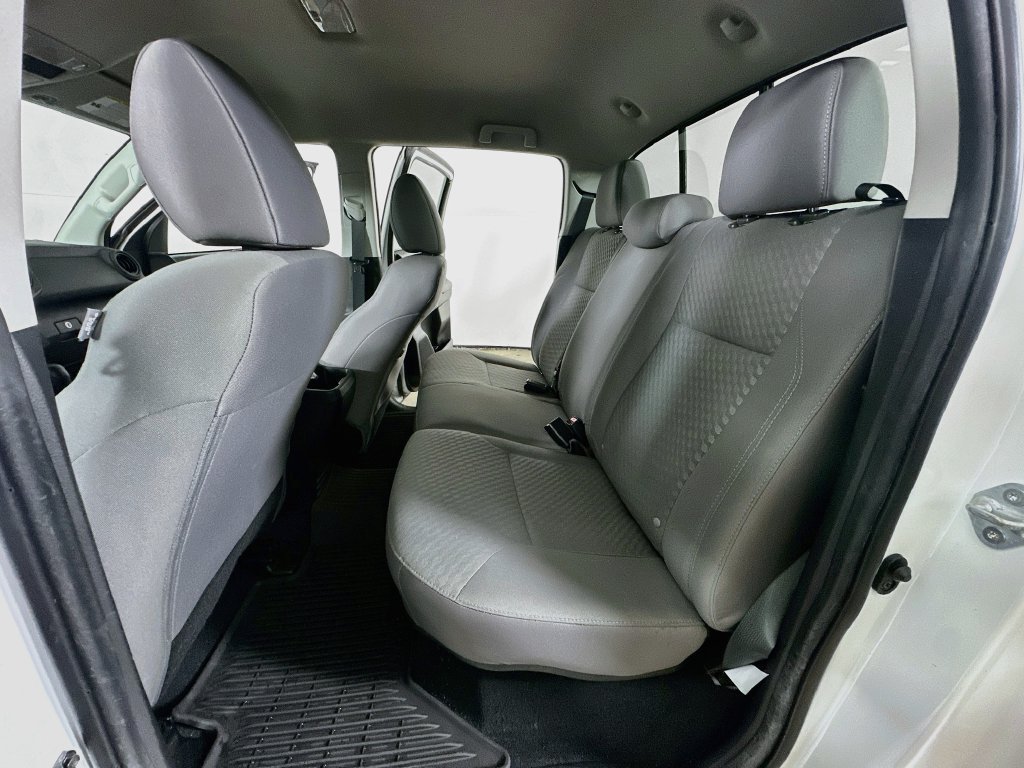 Used 2023 Toyota Tacoma SR AWD/4WD image 16