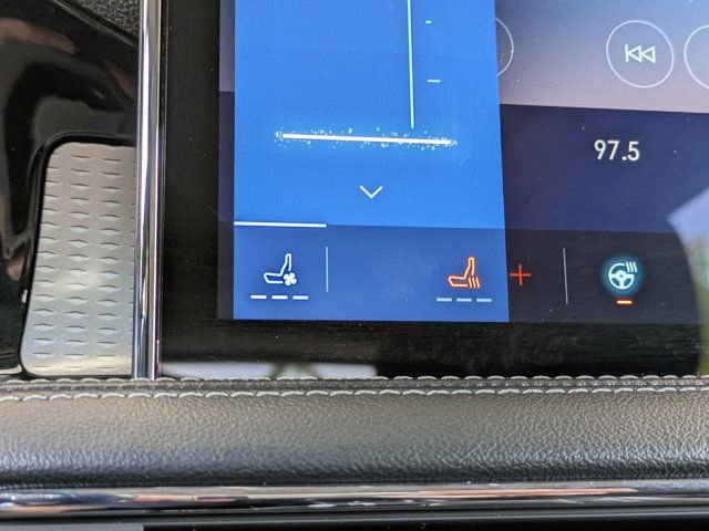 Used 2023 Lincoln Corsair Reserve w/ Equipment Group 201A image 31