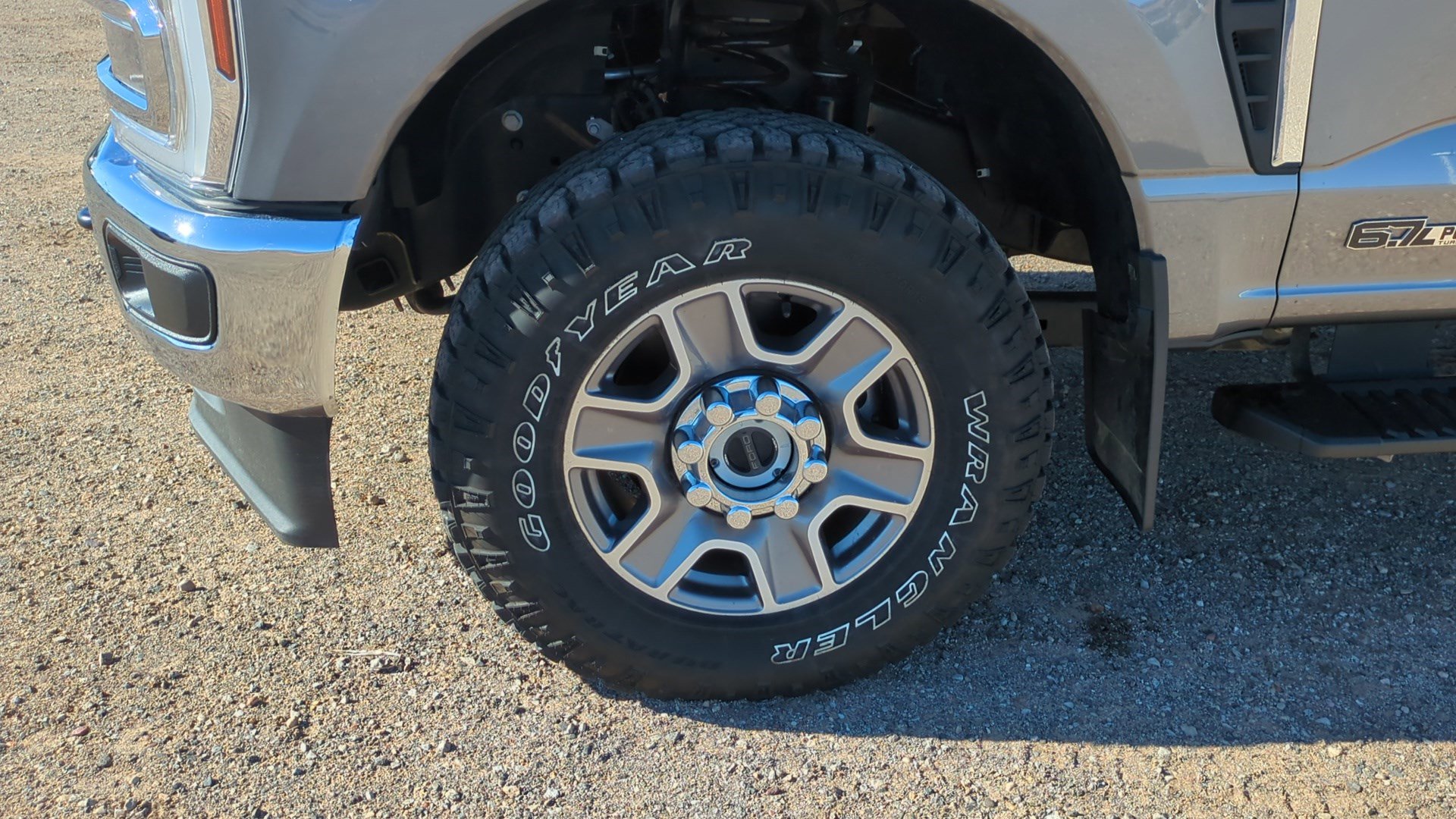 Used 2024 Ford F350 Lariat image 10