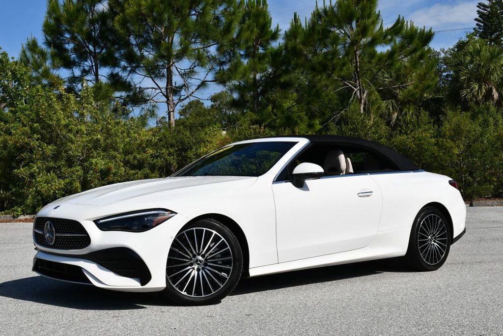 Used 2024 Mercedes-Benz CLE 450 4MATIC Cabriolet video 2